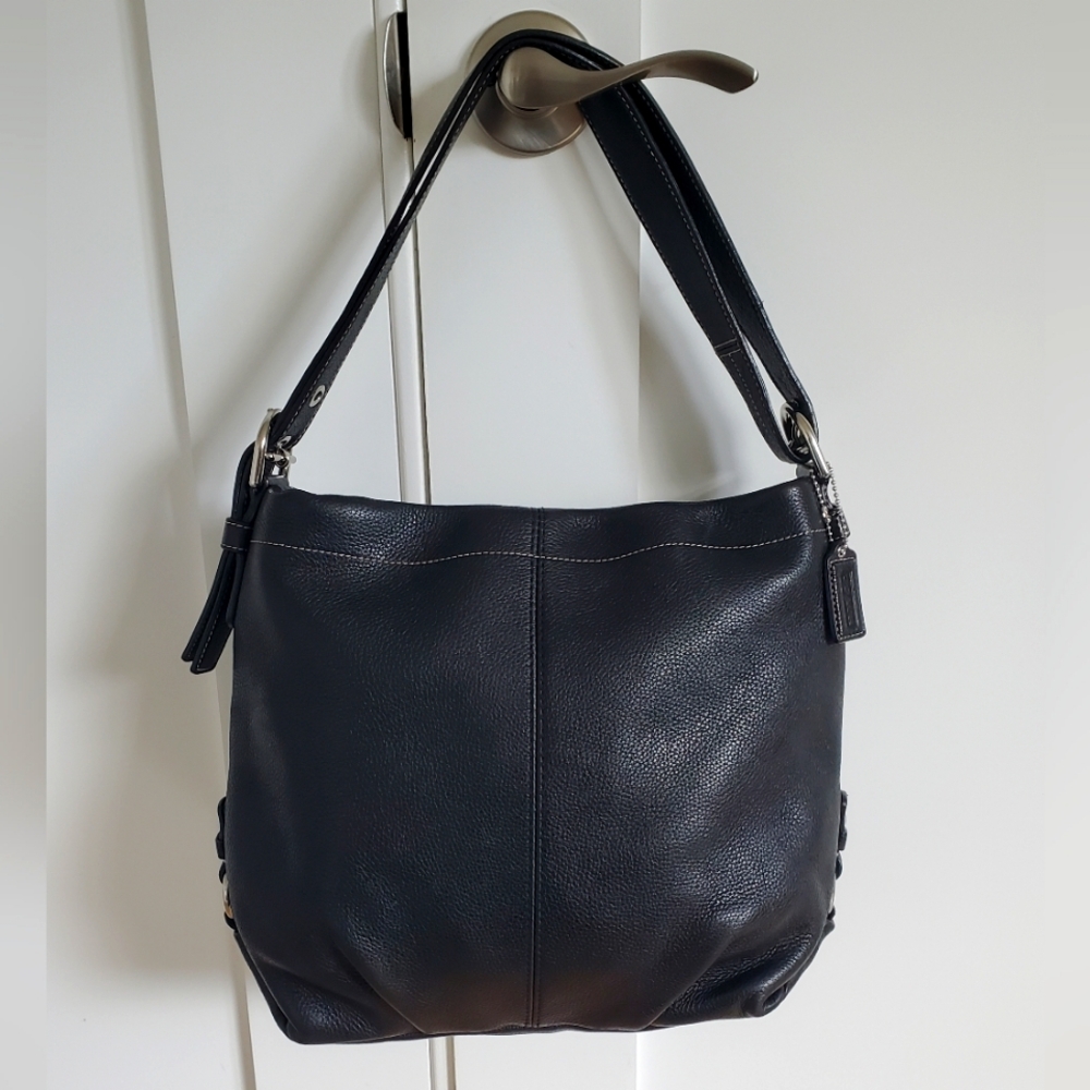 EUC Coach leather convertible bag (shoulder or crossbody)